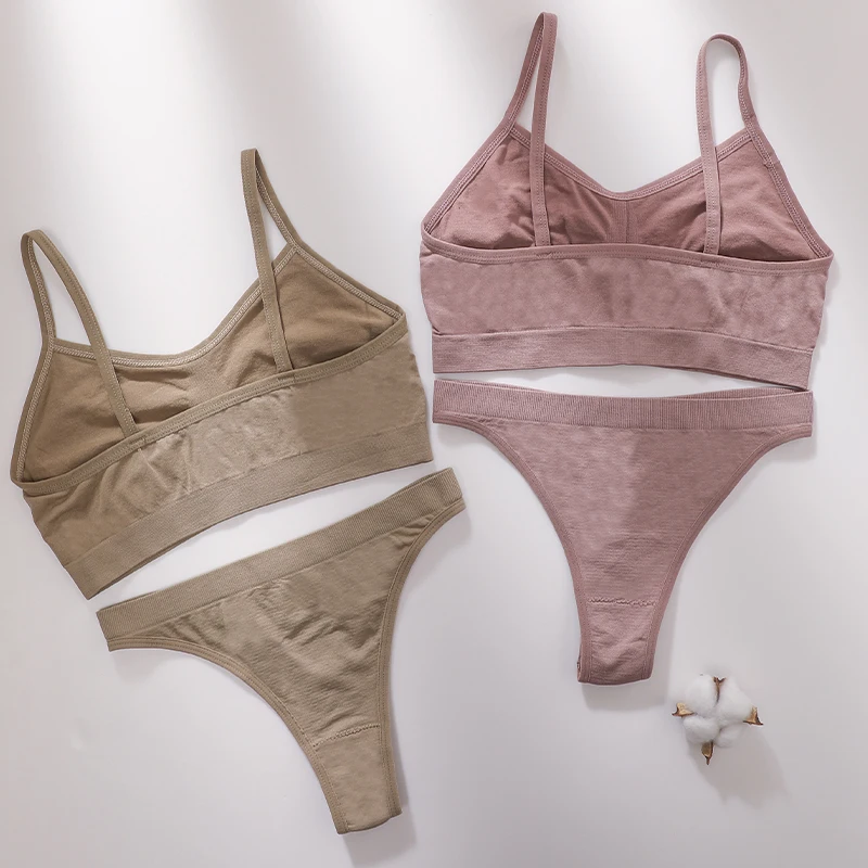 hdf863764079b45a8bcaa13ef84a15c7at.webp Comfort Luxe Seamless Bralette Set