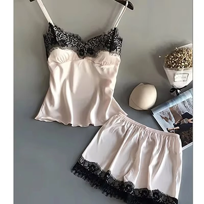 s182ead688389481391b1733f482abffbu.webp Velvet Rouge Satin Pajama Set