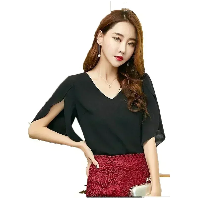 s7488f5eae32b4bcb932c6cb33ea08d88t.webp Amelia Cape Sleeve Blouse