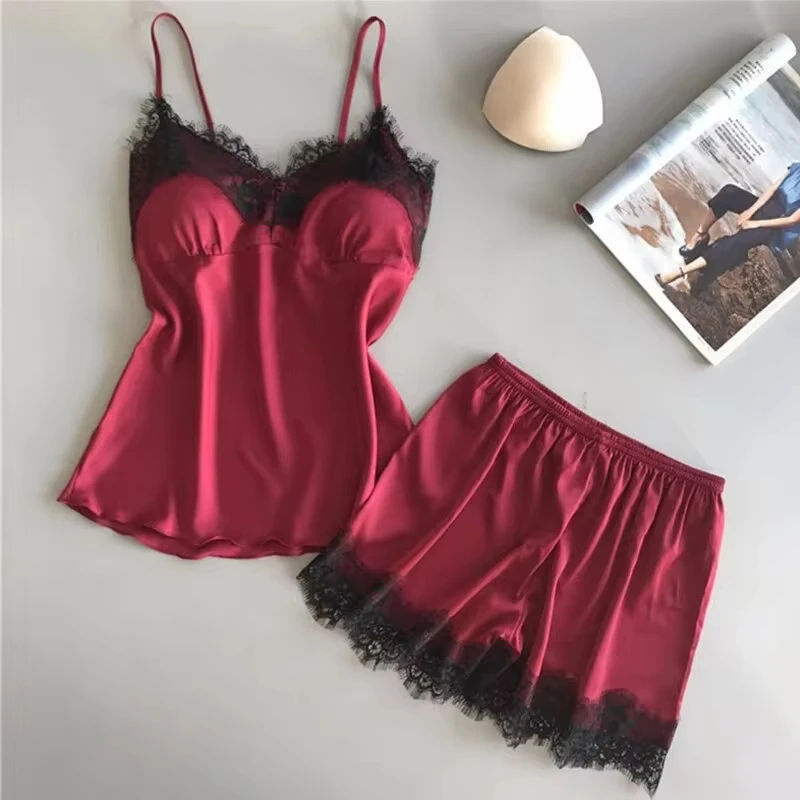 sdd0ad67422de4c99934b1da1f9e8134bf.webp Velvet Rouge Satin Pajama Set